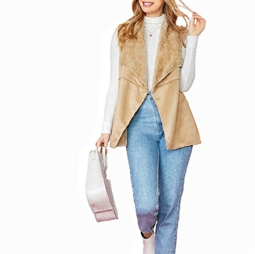 THML | Luxurious Faux Fur Tan‎ Vest, One Si…